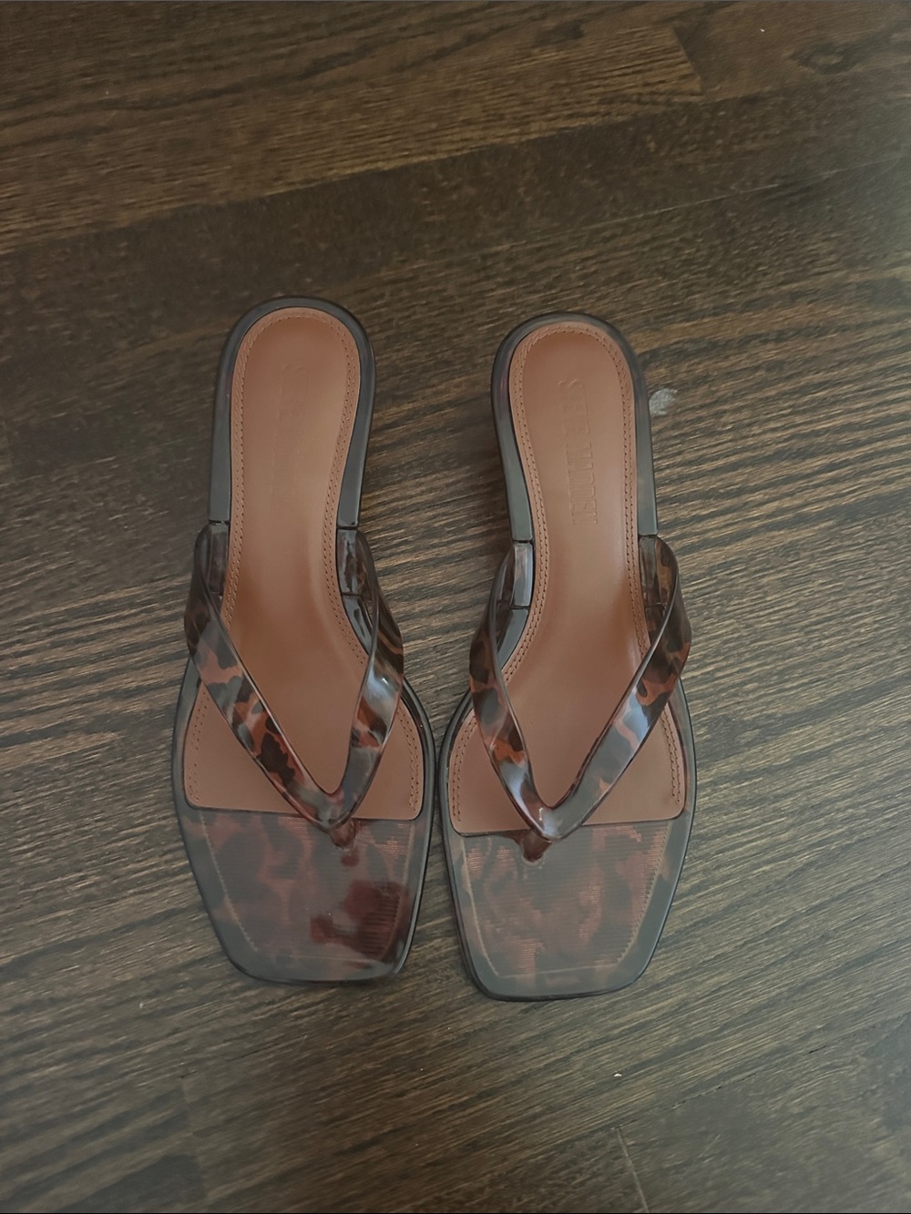 Steve Madden Vintage Tortoiseshell Square-Toe kitten heel sandals- Brown